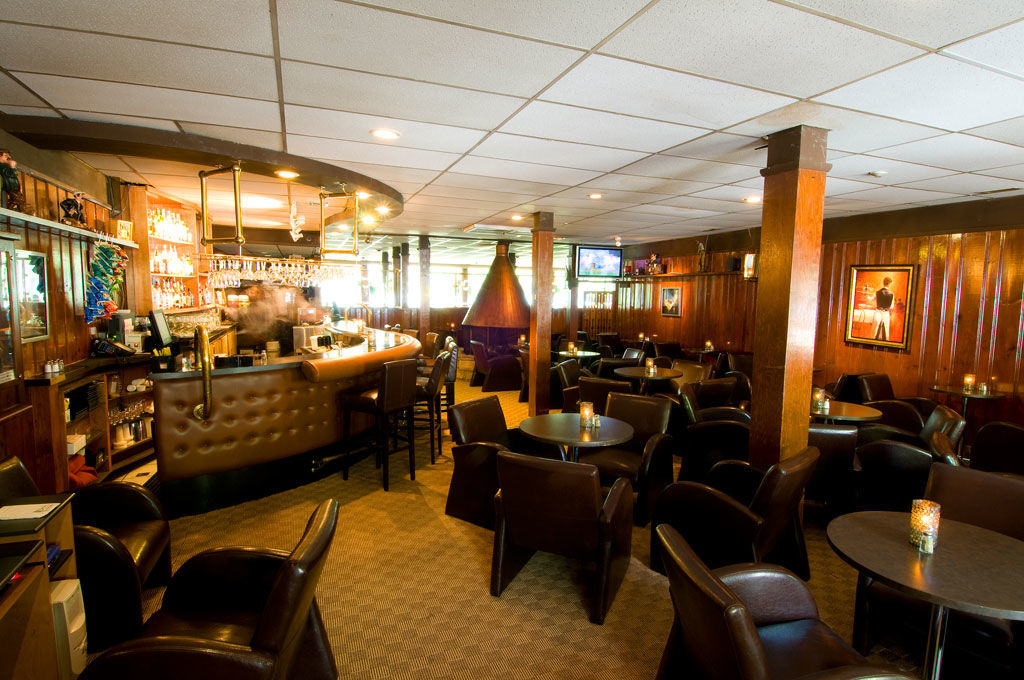 Bayshore Inn & Spa Waterton Park Restaurant photo