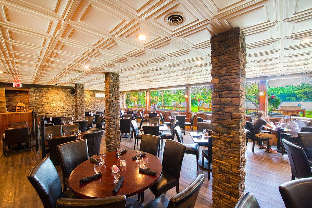 Bayshore Inn & Spa Waterton Park Exterior photo